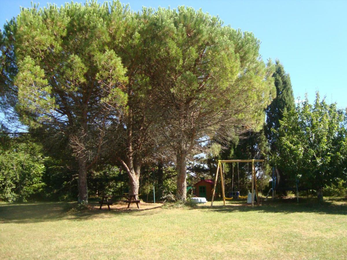Le Mas Des Cypres Constans Exterior photo